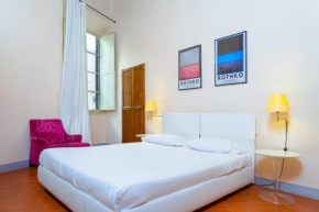 Elegant Apartment Near Piazza Della Signoria, Florence